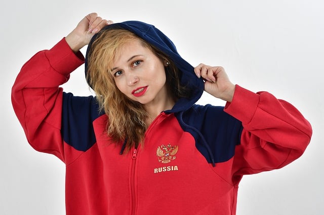 仅兼顾了个 仅兼顾了个